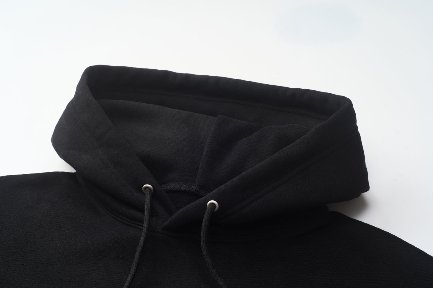 THE ARTISTE DRAGON HEAD HOODED-BLACK