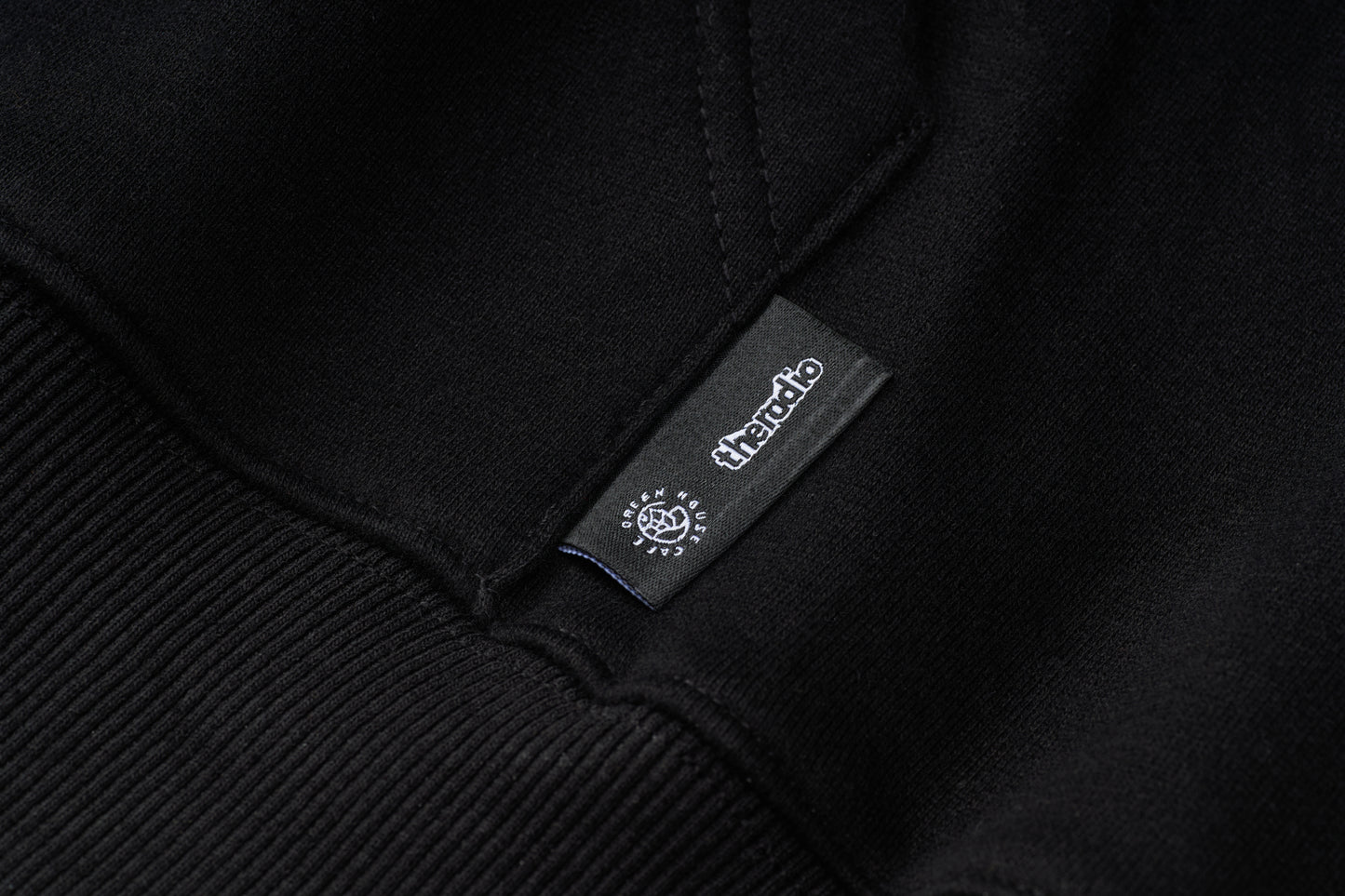 THE ARTISTE DRAGON HEAD HOODED-BLACK