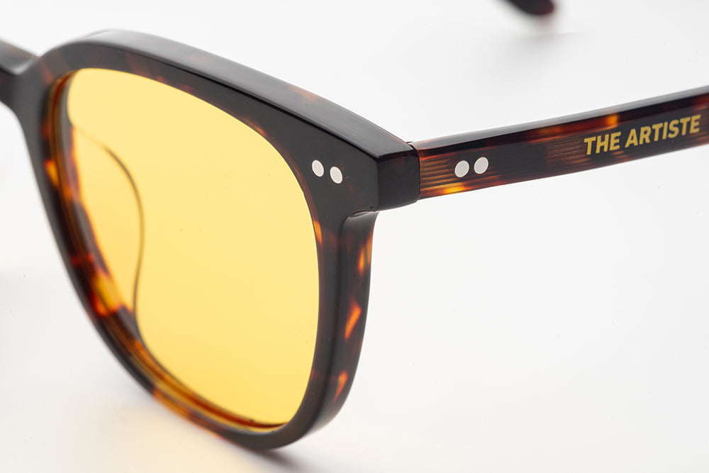 GREENHOUSE x theradio "THE ARTISTE" SERIES AMBER SUNGLASSES