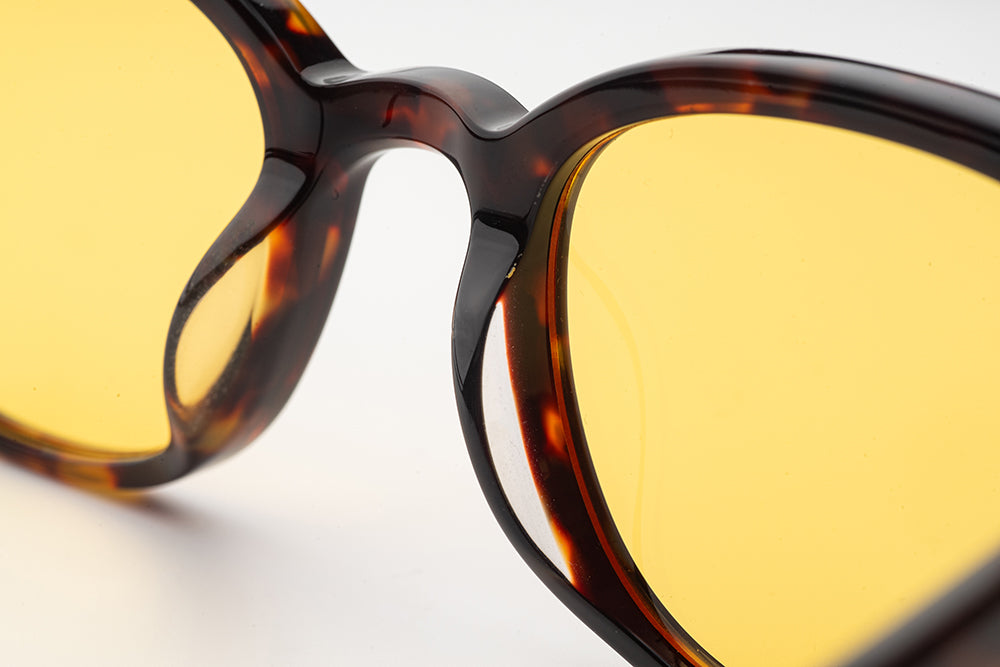 GREENHOUSE x theradio "THE ARTISTE" SERIES AMBER SUNGLASSES