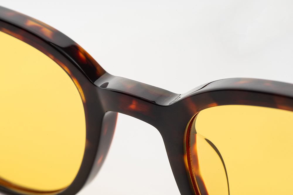 GREENHOUSE x theradio "THE ARTISTE" SERIES AMBER SUNGLASSES