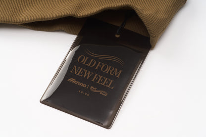 Mizuno Sportstyle and WELL DONE Present “OLD FORM, NEW FEEL” Crewneck — Khaki