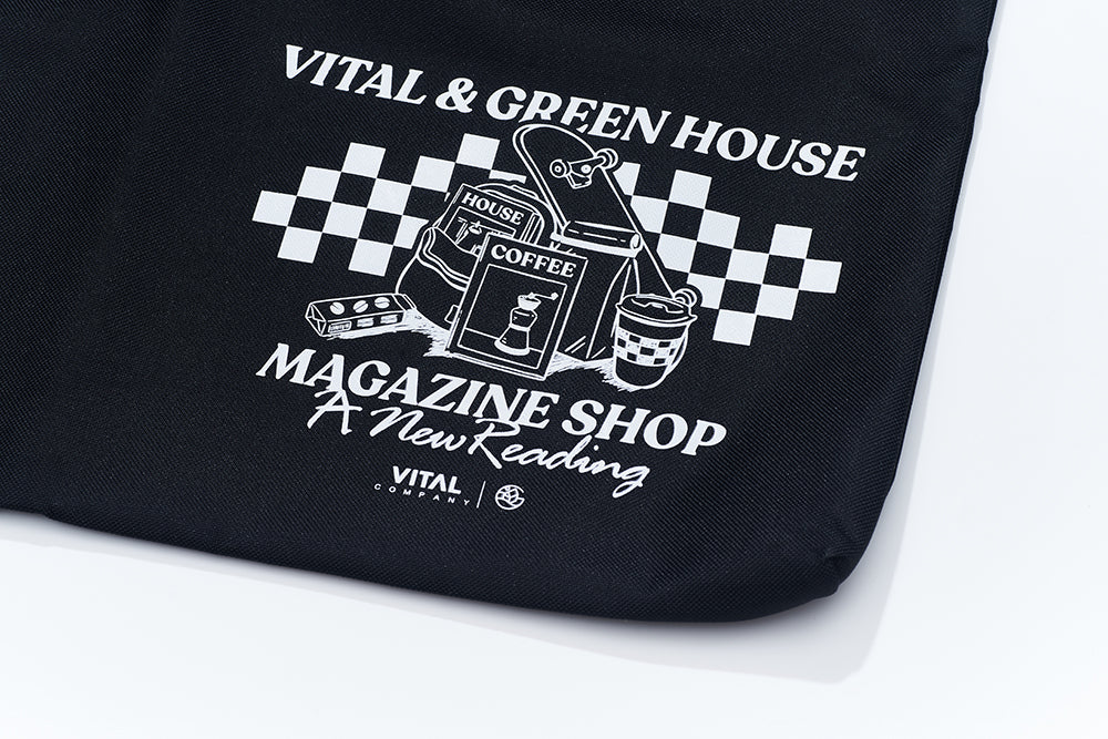 【MAGAZINE SHOP】Oversized Black Waterproof Shoulder Bag Green House X VANS X VITAL