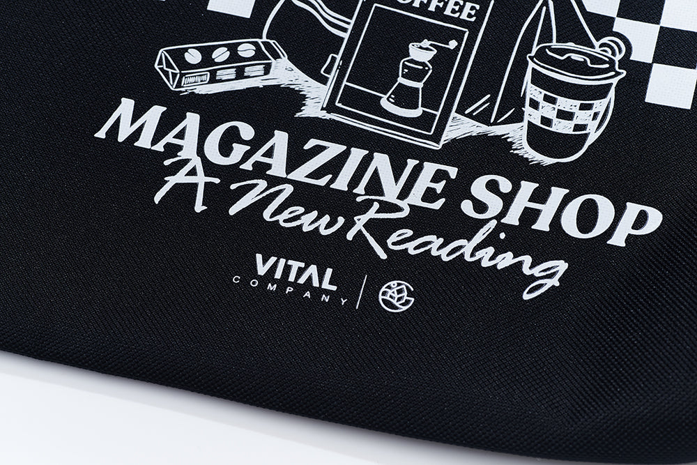 【MAGAZINE SHOP】Oversized Black Waterproof Shoulder Bag Green House X VANS X VITAL